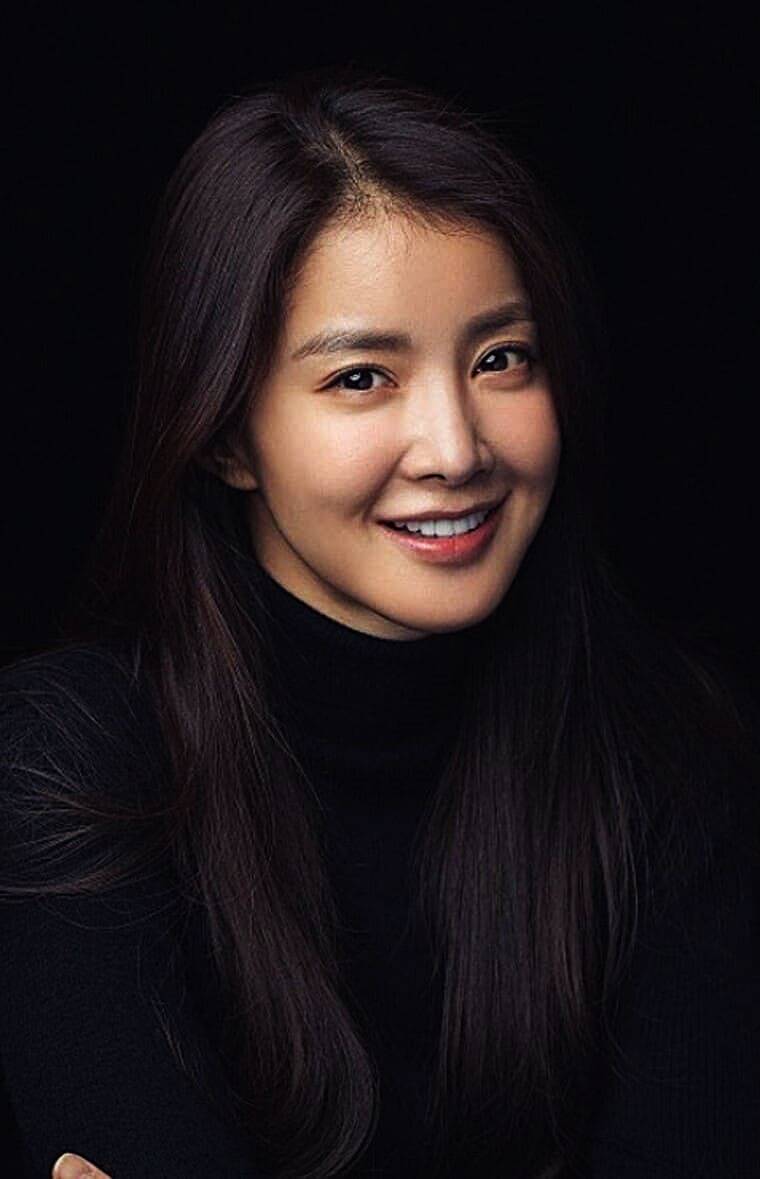 배우-이시영