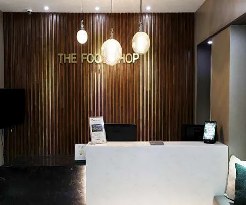 더풋샵 증미역점