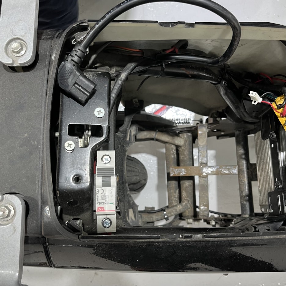 수원 전동스쿠터 수리점 - 타이탄1000 전원 안 켜짐, 동탄 광교 용인 안양 안산 오산