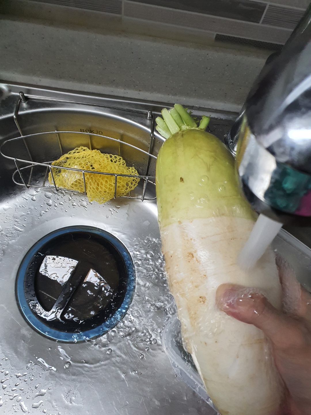무 씻기