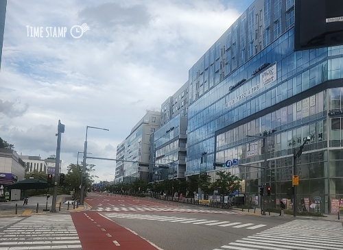 주변 상업시설