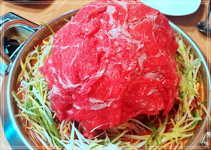 파주 교하, 심학산, 롯데 프리미엄 아울렛 맛집 고기로 산을 쌓았다 산더미 물갈비