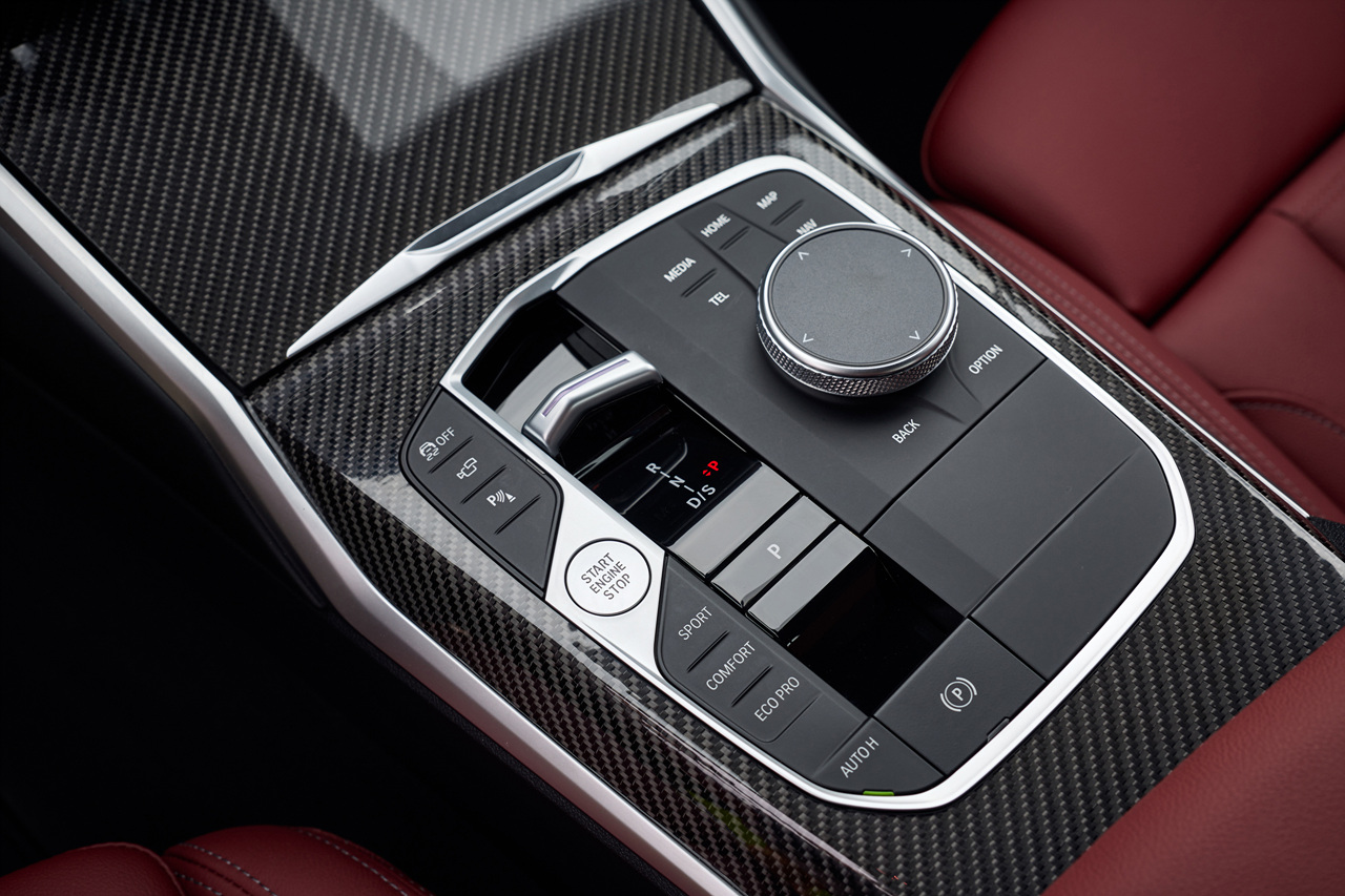 2023년형 BMW 320I 기어레버 사진