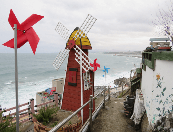 묵호등대와-논골담길