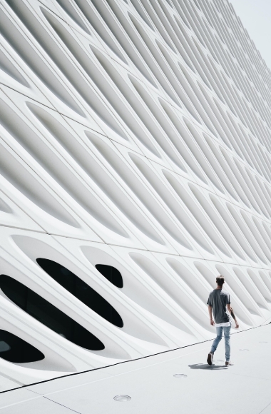 겨울철 갑작스러운 피로와 우울감&amp;#44; 남성 갱년기 신호일 수 있다?