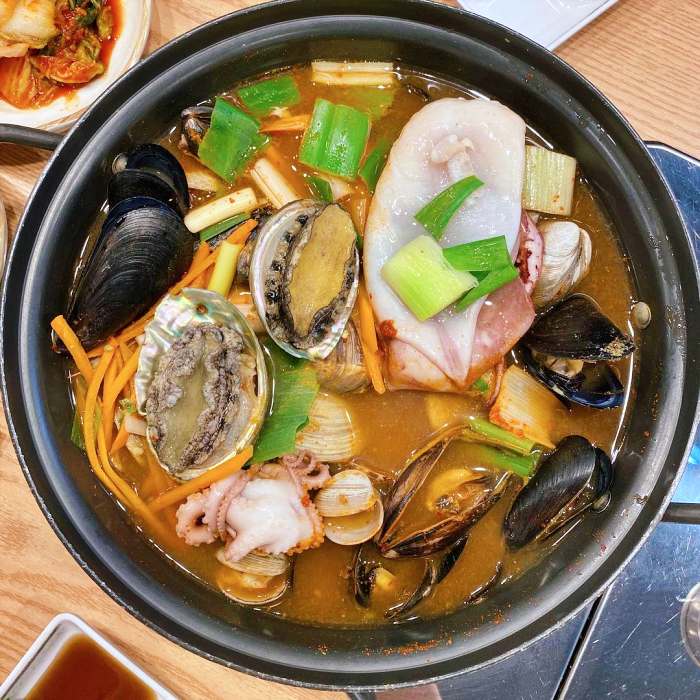 생생정보 청주 산더미 해물 칼국수 맛집