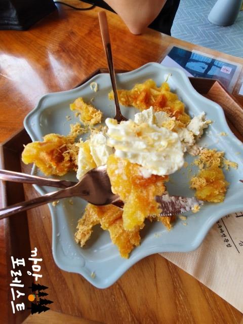 고심살롱 디저트