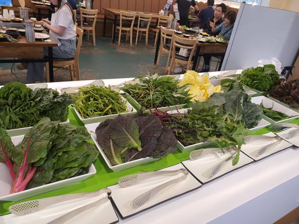 쌈마이대패-셀프바-쌈채소