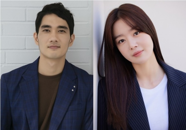 배우 엄태구와 한선화