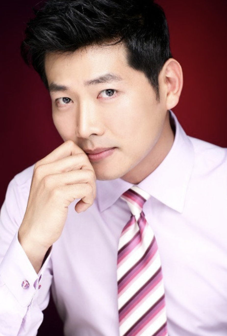 김용필 프로필 화보