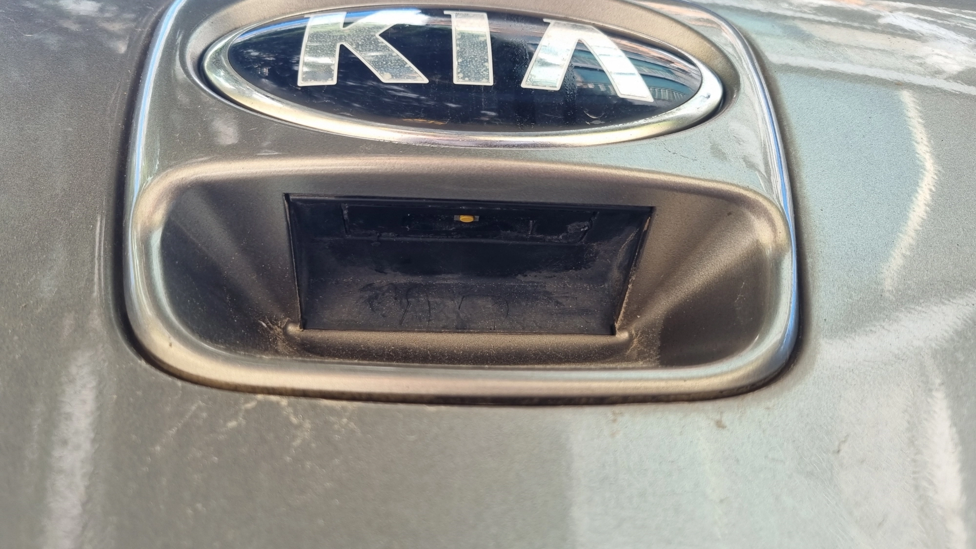 테일게이트 손잡이