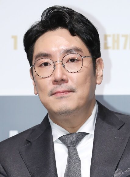 조진웅 데뷔