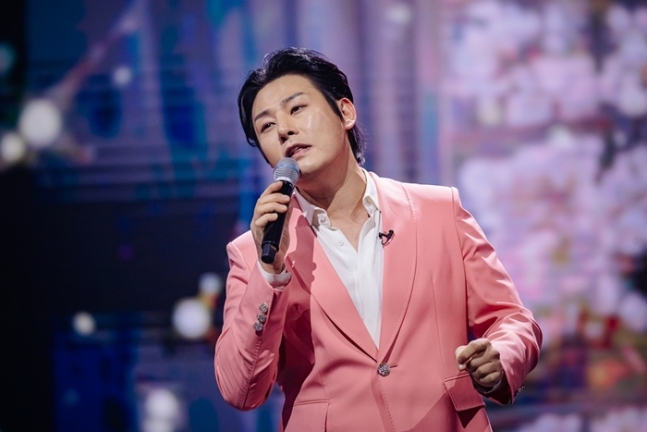 가수 강문경