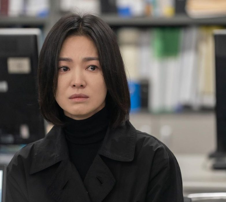 송혜교 선행, 삼일절 기부