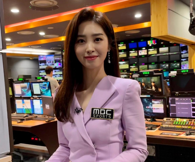 박연경 아나운서