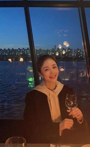 윤진이 결혼