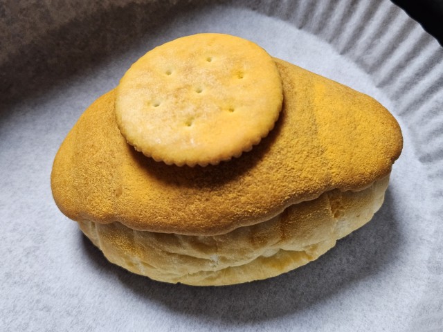 황치즈 소금빵