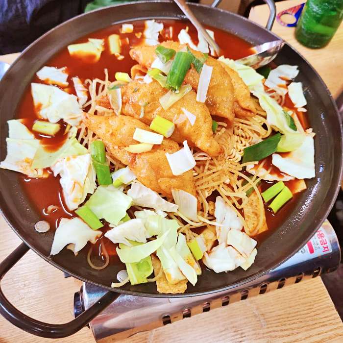 놀면뭐하니 중랑구 중랑역 50년 노포 즉석 떡볶이 맛집