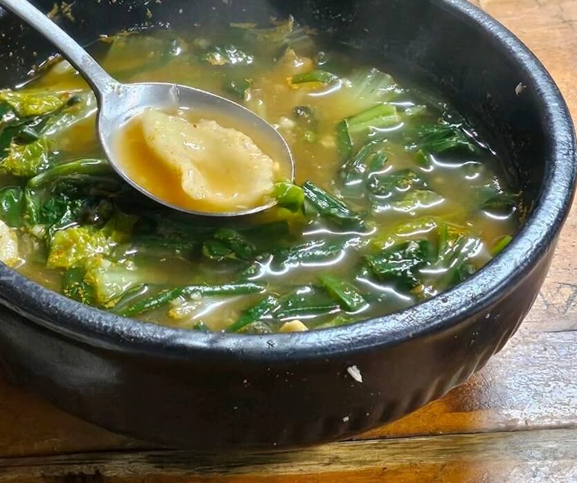 생방송투데이 외국인의 밥상 충북 영동군 황간 다슬기 국밥 맛집 원조동해식당 생방송투데이 3775회