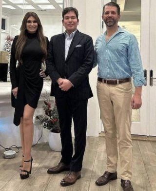 트럼프 주니어 내한, 정용진 회장과 '특급 의리' 과시... 한지희 콘서트 현장 밀착 분석