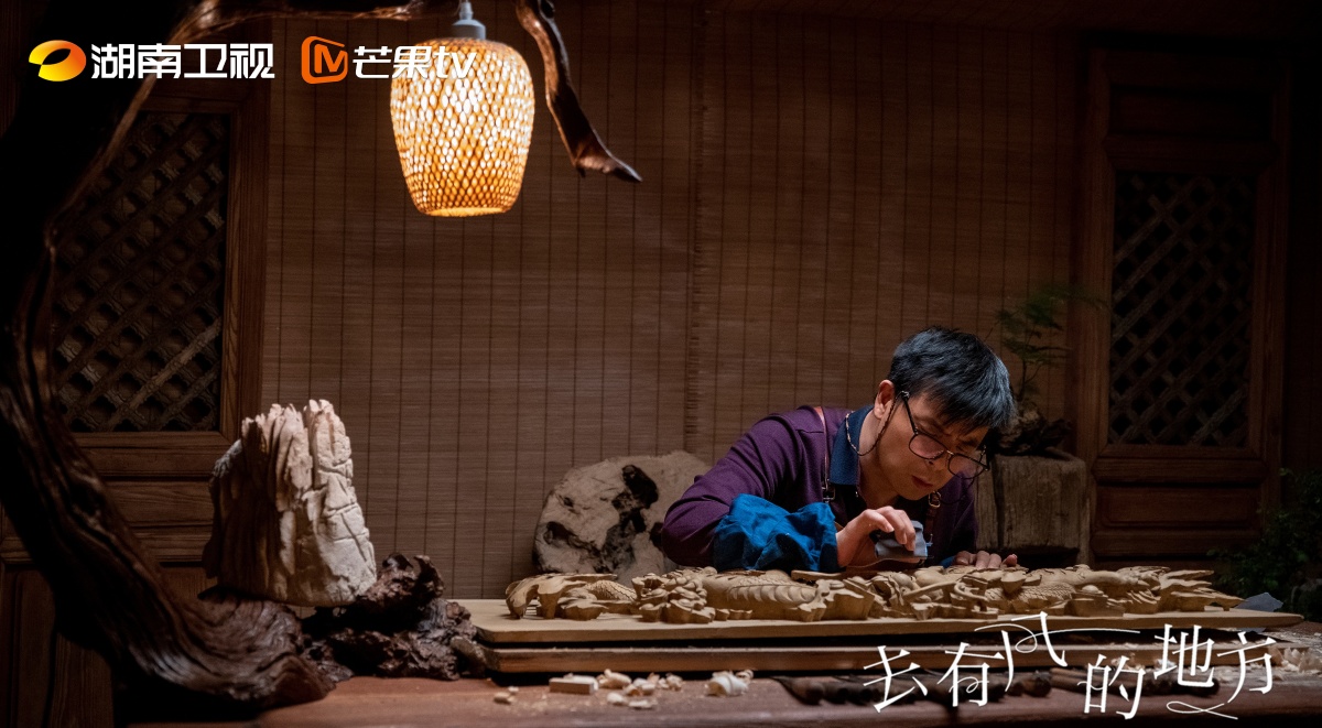 거유풍적지방-조각가 아저씨- 조각하는 모습