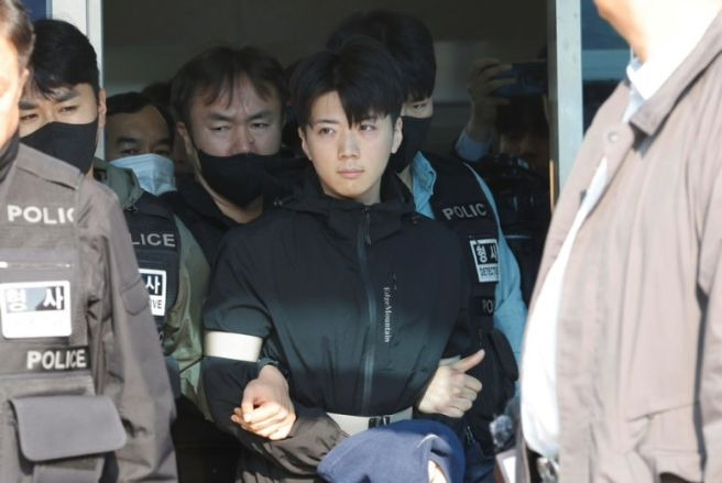 장윤기 사건: 광주 여고생 살인사건 증거인멸 파문! 수사팀장 A 경감 긴급체포 및 범행 차량 동영상 삭제 지시 전말 (나이, 프로필, 고향, 학력, 사주, 부인, 형량 총정리)