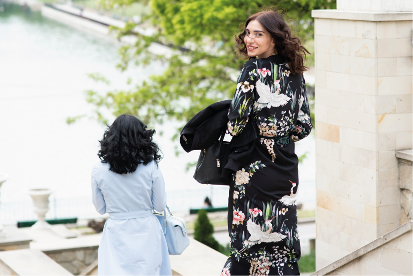 품격 있는 50대 결혼식·돌잔치 하객룩