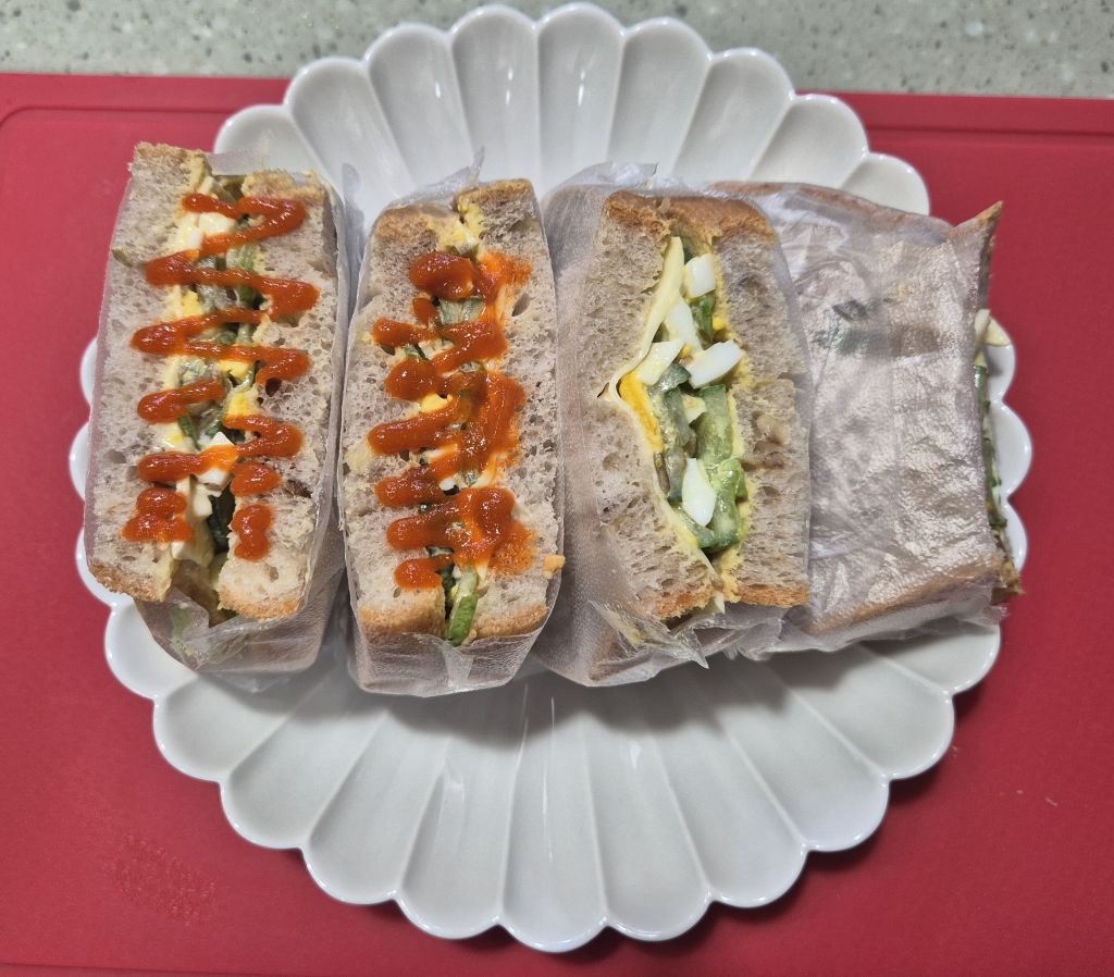 완성된 샌드위치