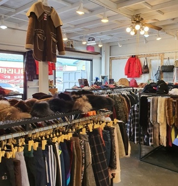 일산-구제가게-기석빈티지몰-코트