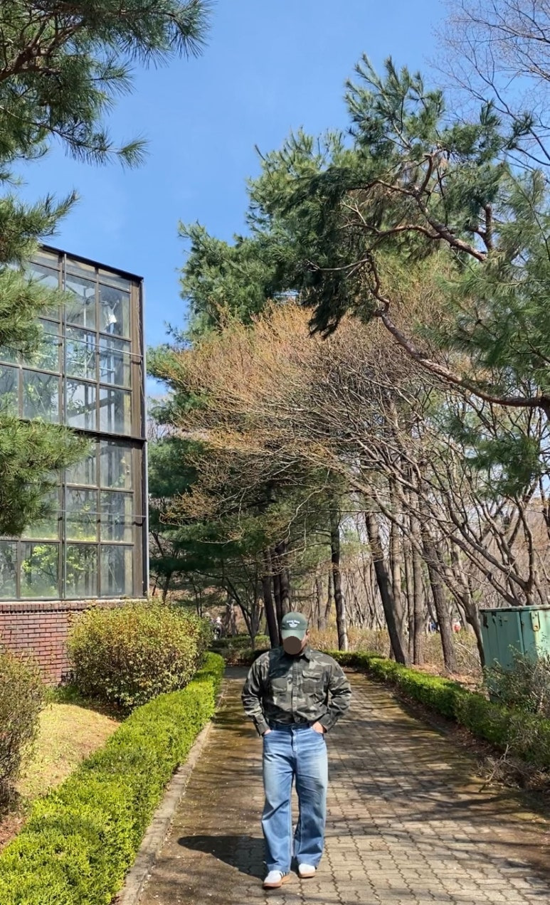 데일리룩(2025. 4. 15.)두마로 쿤스트하우스 코튼볼캡, 테이크이지 자이언트핏 카모자켓 카모셔츠 빈티지자켓 빈티지셔츠, 에러스익셉티드 왁스드 팬츠, 아디다스 그라다스 스니커즈