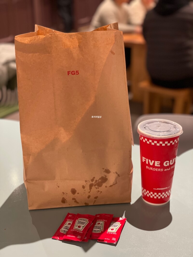 여의도 맛집 파이브가이즈 더현대서울점-포장