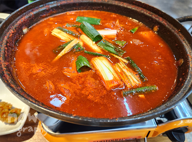 숯불위에고등어