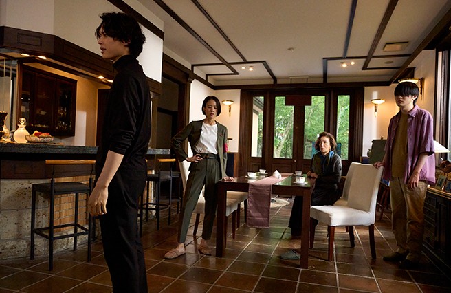 [일드 추천] 노킹 온 록트 도어 1화 다시보기 줄거리 결말