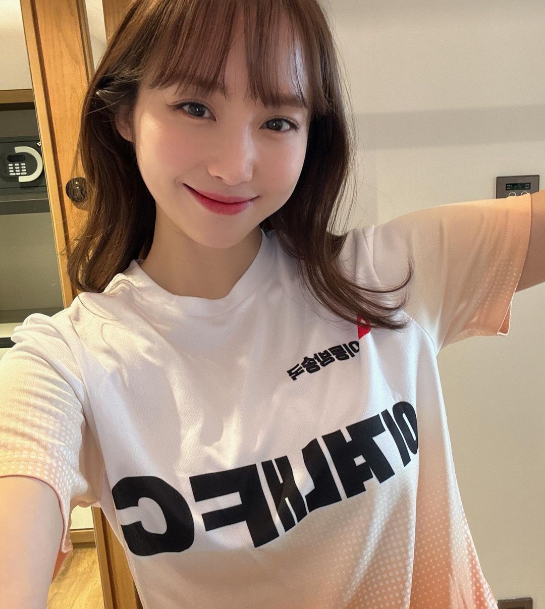 눈웃음 매력진 윤태진 아나운서