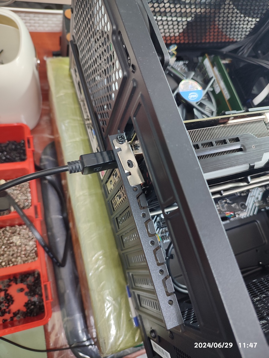 그래픽카드 조립 팁