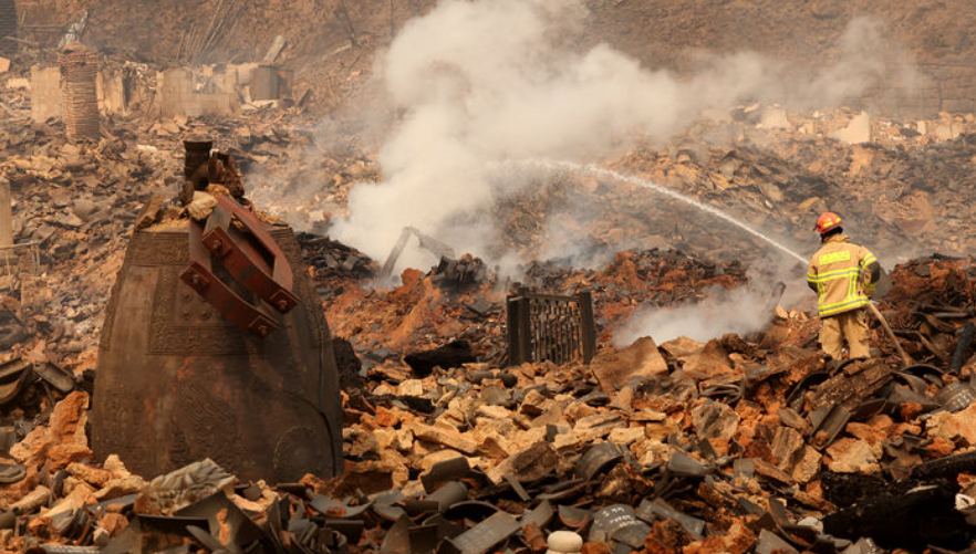 화마에 사라지다