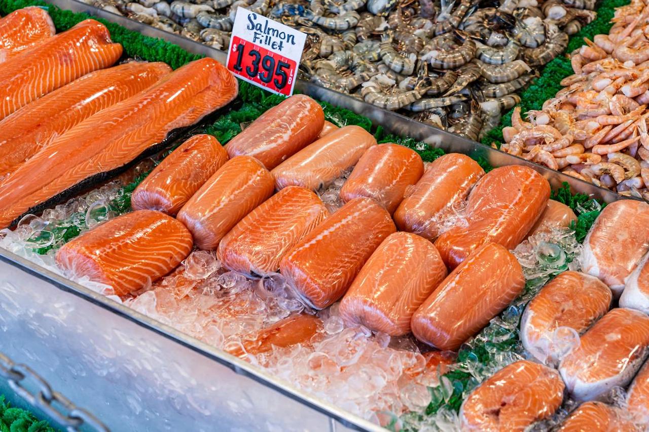 대한민국농수산 노르웨이 딥스킨 생연어 200g 사러 가기