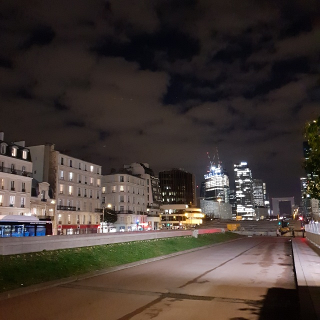 전철역 버스 환승하는 곳