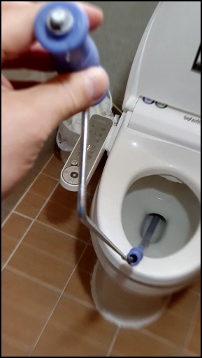 변기 막혔을때 뚫는 법 뚫어뻥3가지