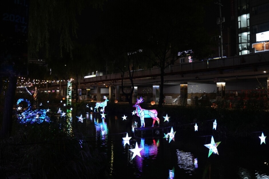 2023 겨울 불빛 축제 _ 청계천의 빛, 관악별빛산책, 석촌호수의 루미나리에