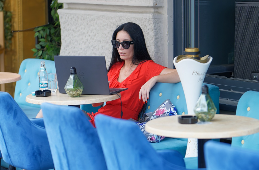 디지털 노마드가 겪는 외로움과 그 심리적 회복법