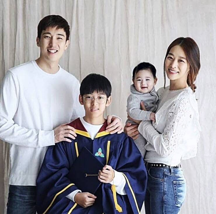 배우-장신영-남편-배우-강경준-아들