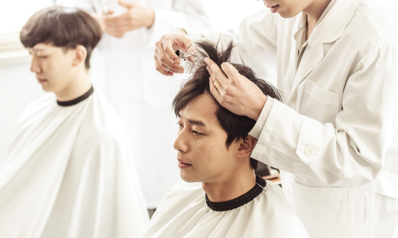 경찰학교 입학 전 이발하는 기준