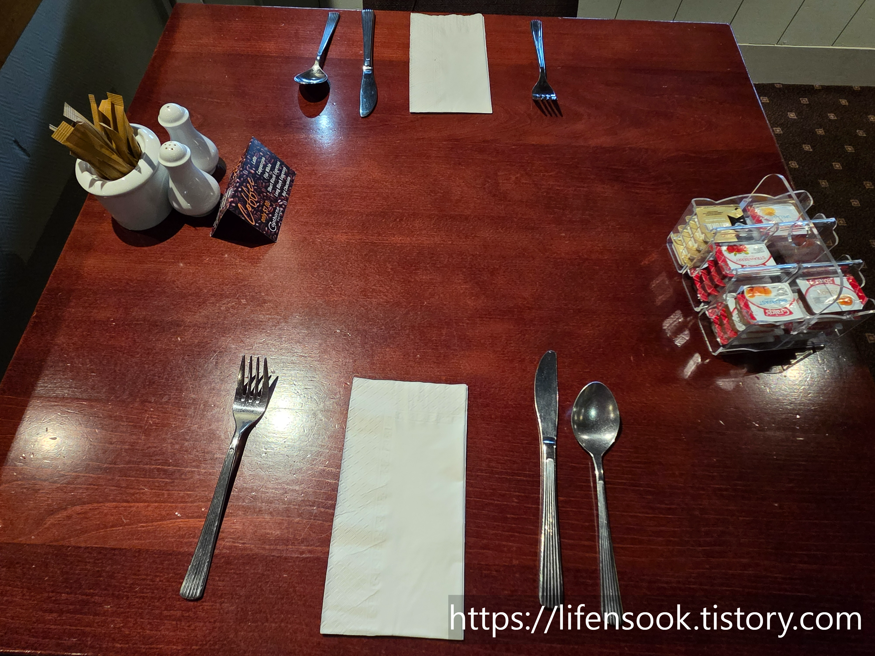 콥튼 호텔 로토루아 조식당 내부 2