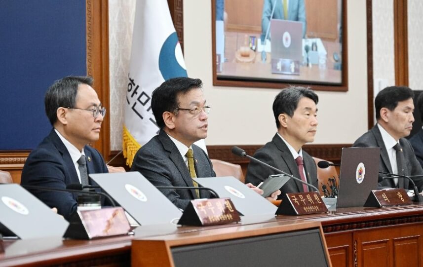 정부의 강력한 부동산 규제, 집값 상승 차단 해낼수 있나?