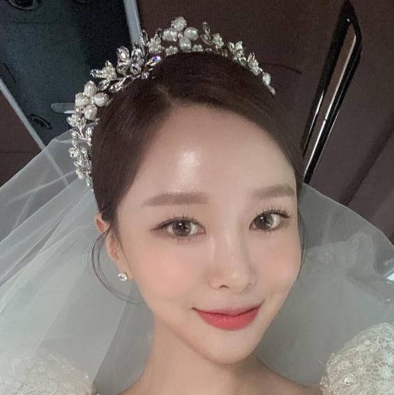 돈스파이크 와이프 성하윤&#44; 여동생&#44; 식당