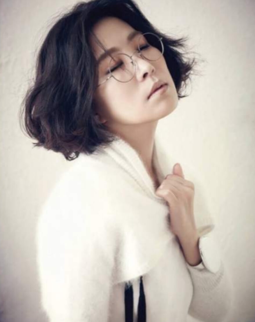 후크엔터테인먼트의 권진영 대표