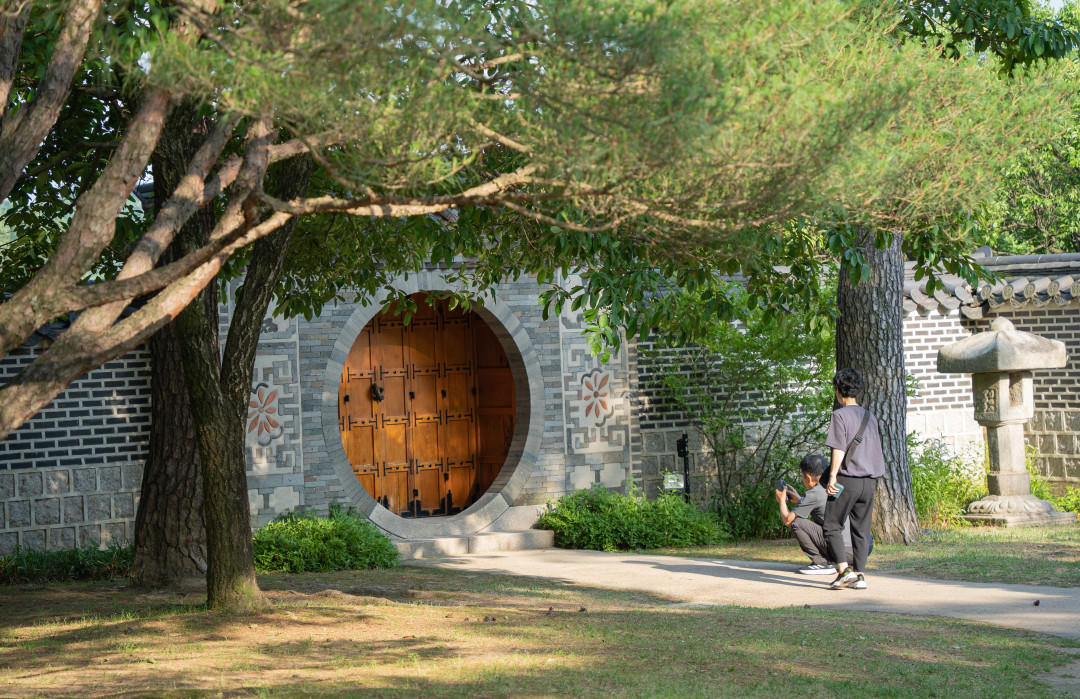 호암 미술관 읍청문