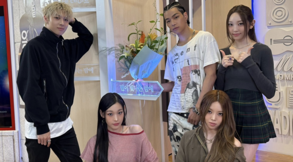 작사가 김이나, '재벌돌' 불편했나&hellip; '올데이프로젝트' 발언 논란