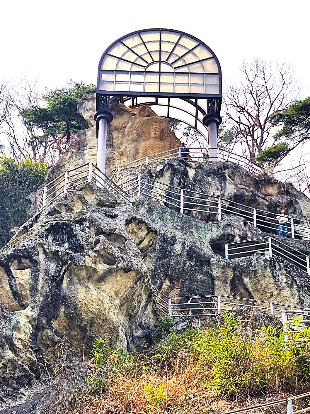 경주 골굴사 - 돌에 새긴 미소, 마음에 새긴 고요